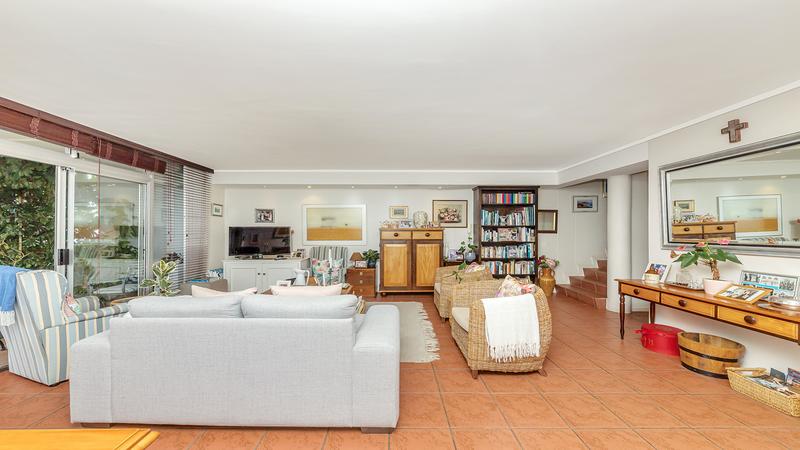 3 Bedroom Property for Sale in Camps Bay Western Cape